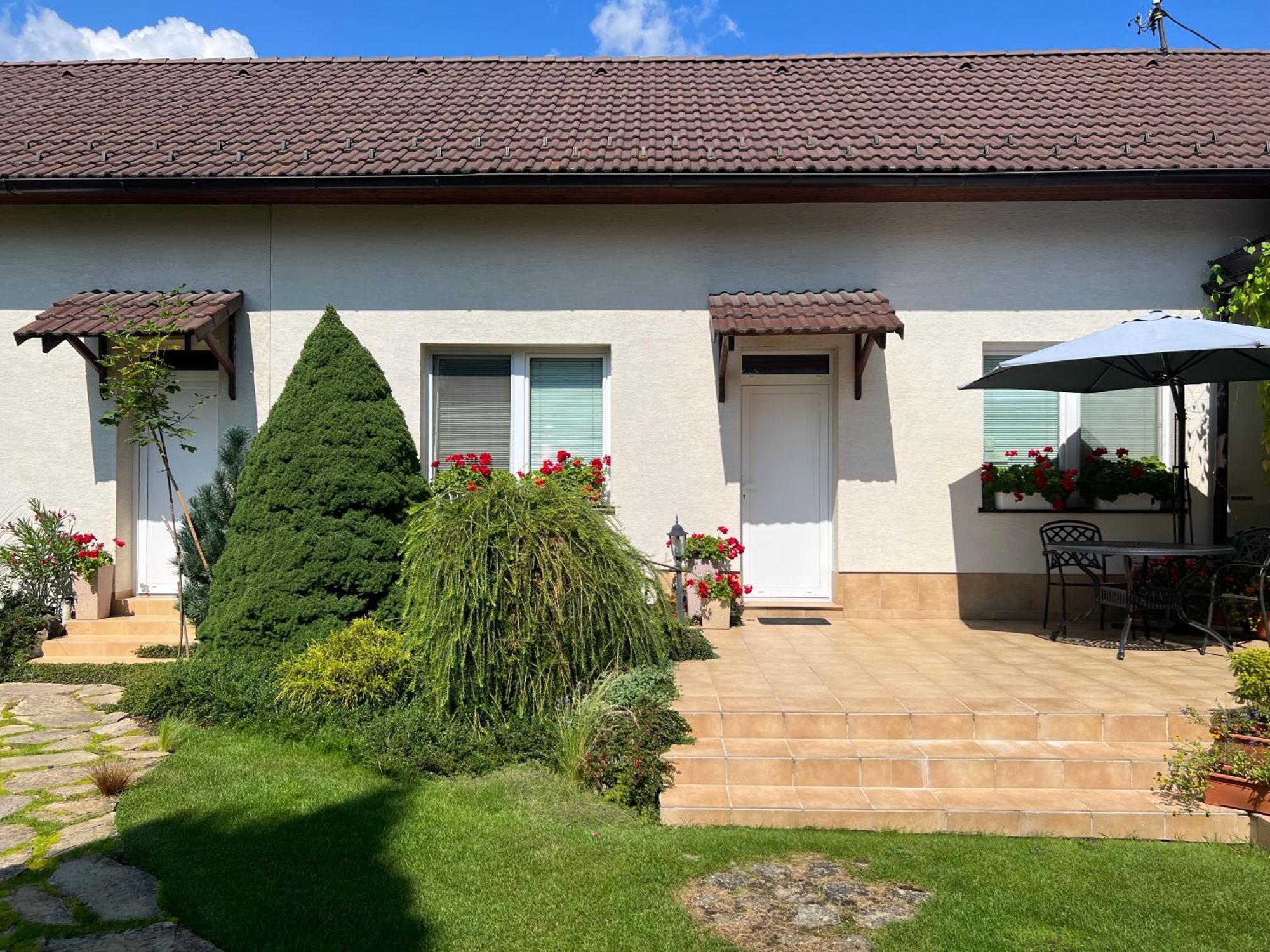 Apartamento Privát Pekný dvor Rajecké Teplice Exterior foto